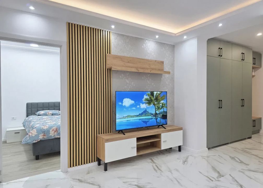 APARTAMENT NOU ÎNCHIRIERE – CENTRU, PRIMA ÎNCHIRIERE, MOBILAT, UTILAT, PARCARE – fotografia 2 din 18