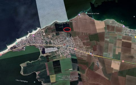 Vand teren in Tuzla zona Far