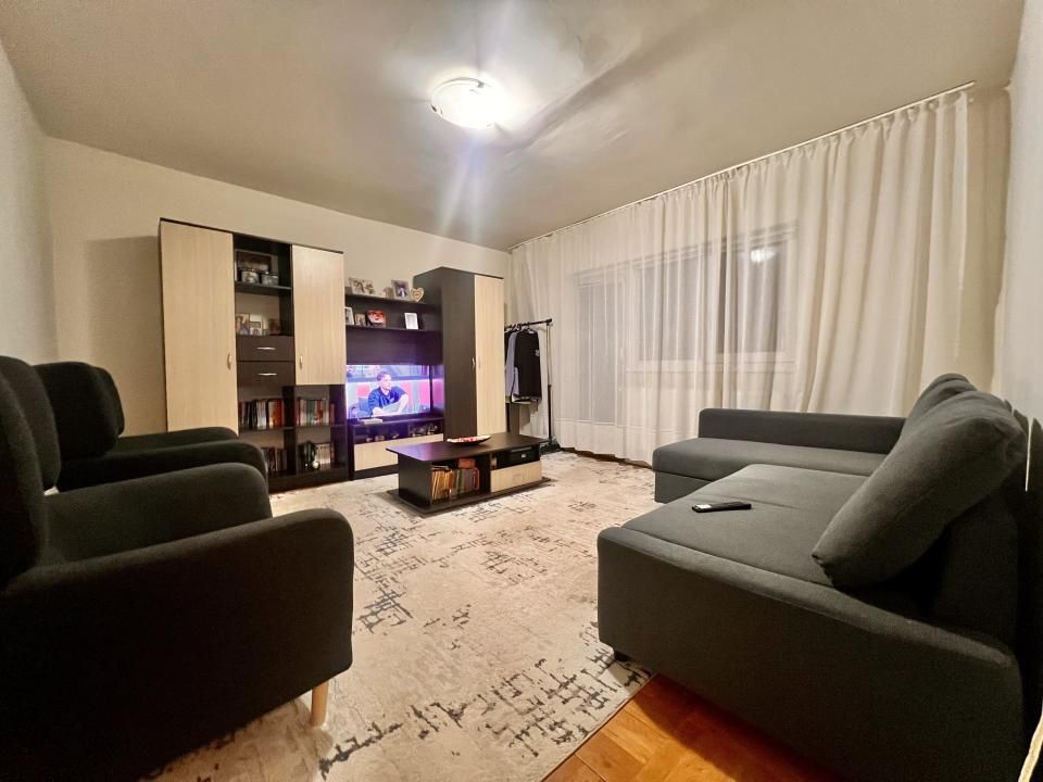 Apartament 3 camere, decomandat, 65 mp utili , etaj 2/4 -Girocului – fotografia 1 din 11