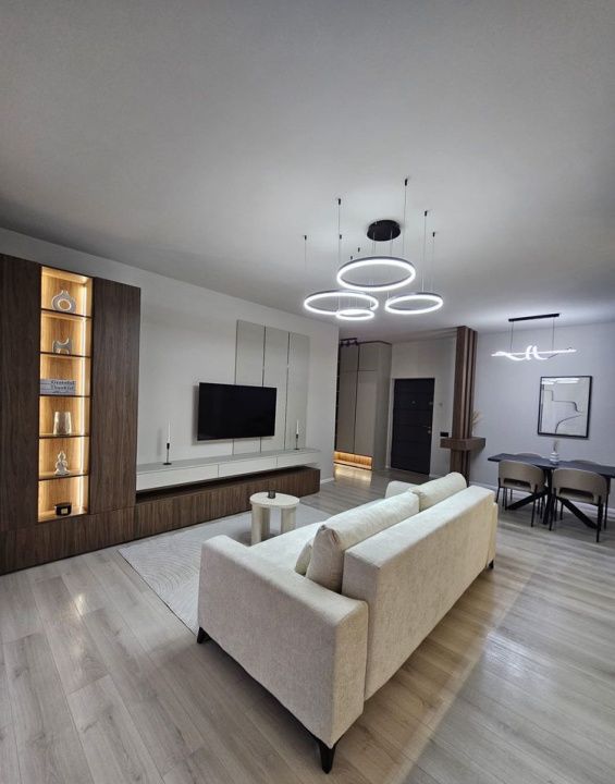 Apartament 52mp, terasa 12mp, Floresti - str Eroilor – fotografia 2 din 11