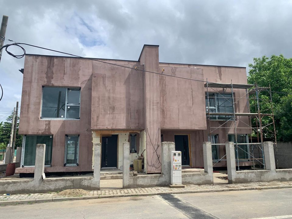 Vila cu 4 camere, de vanzare - economică și prietenoasă cu mediul – Chitila – fotografia 1 din 14