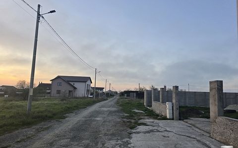 Teren de vanzare in Tuzla zona castelul de apa