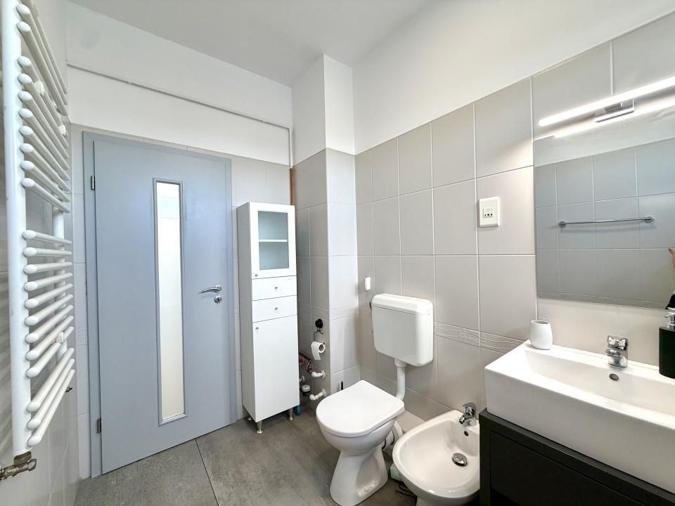 Apartament modern 2 camere, 70 mp utili, etaj 7/9 - Zona Torontalului – fotografia 9 din 10