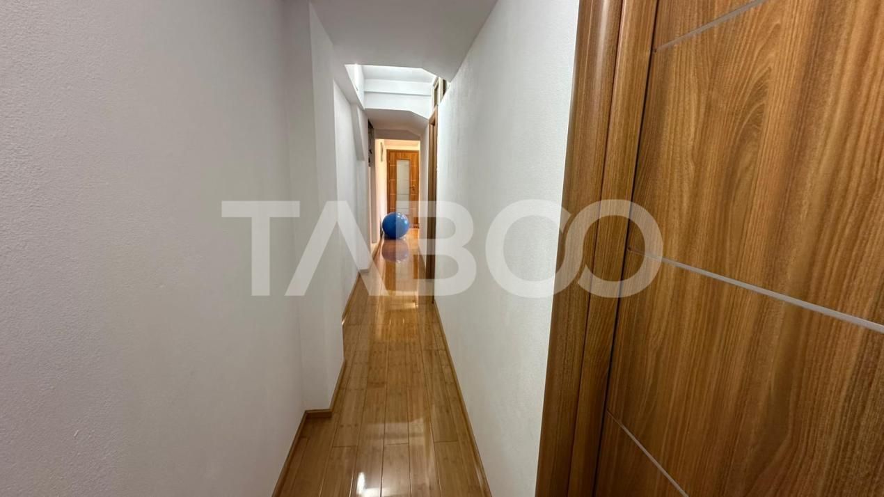 Casa cu acces auto cu 2 apartamente separate garaj  Piata Cluj Sibiu – fotografia 9 din 19