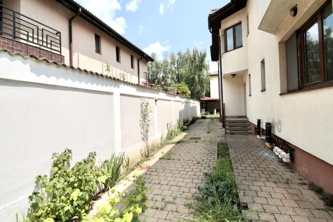 PRELUNGIREA GHENCEA-LIDL, APARTAMENT IN VILA 2010, CURTE 300 MP SI PARCARE! – fotografia 29 din 34