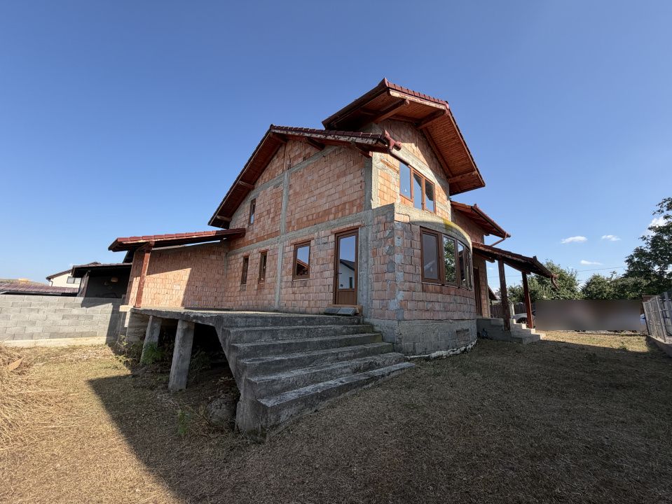 Casă la ROSU Alba Iulia Cartier Orizont – 220 mp utili 388 mp teren utilitati – fotografia 4 din 20