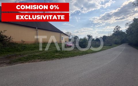 Teren intravilan 2200 mp cu utilitati in apropiere Sat Savastreni