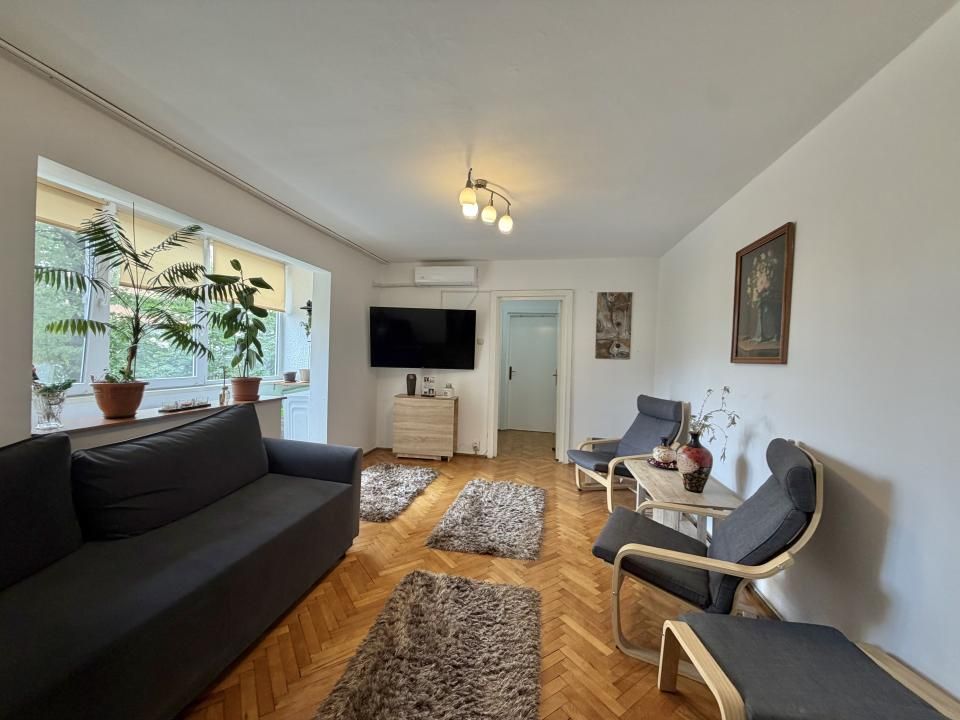 Apartament 3 camere, etaj 1, mobilat, zona Olimpia-Stadion – fotografia 1 din 16