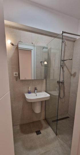 FIRST RENT | Bucurestii Noi | 3 camere | Centrala | Parcare inclusa – fotografia 6 din 8