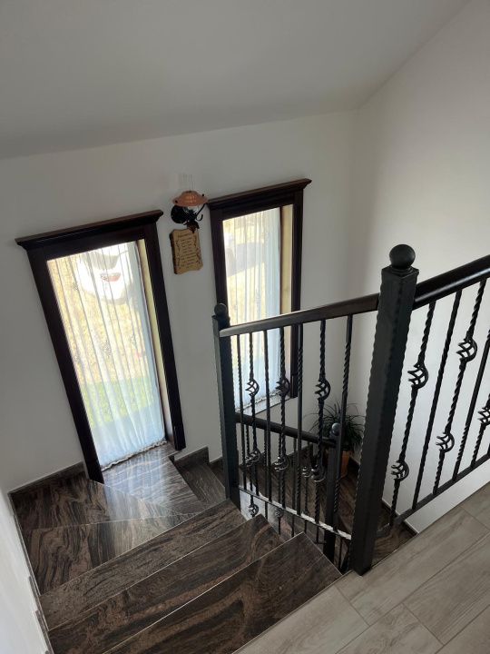Casă premium, 260 mp utili, teren 1000mp-Dezmir – fotografia 15 din 16