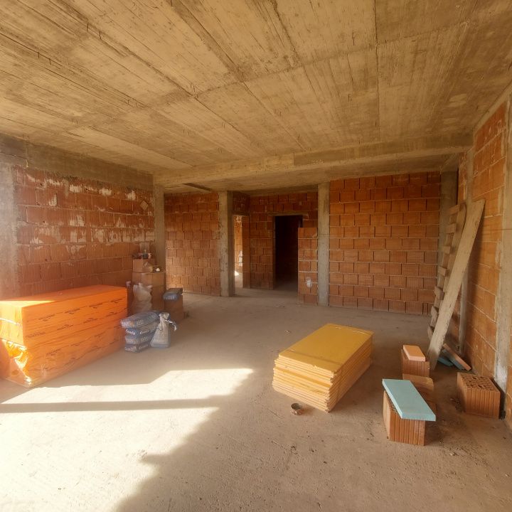 Casa noua cu 4 camere situata in zona Alba Miceti la asfalt cu toate utilitatile – fotografia 3 din 12