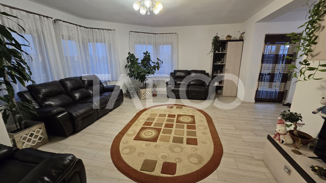 Casa de vanzare in zona Piata Cluj - 5 camere si 477mp de teren – fotografia 7 din 16