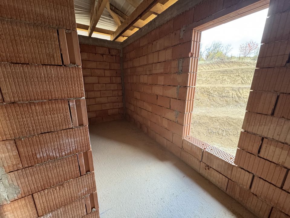 🏡 Casă la roșu, D+P+E, 223 mpu, teren 10 ari – fotografia 18 din 19