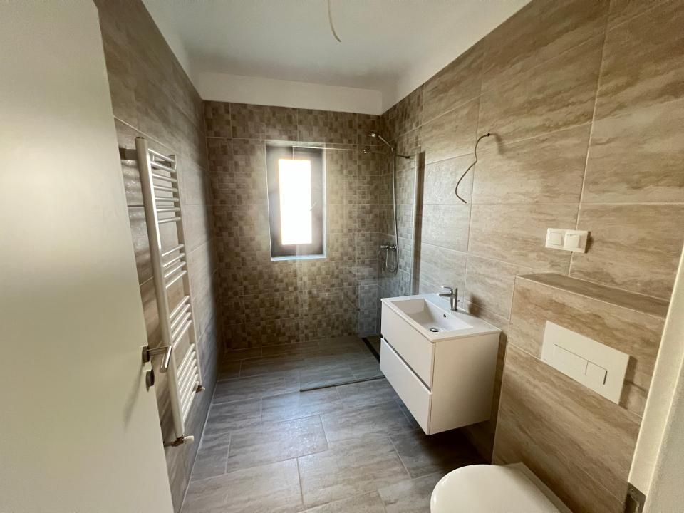 Apartament-3-Camere-Decomandat-73mp-Utili-Balcon-5mp-Parcare-Sanpetru-Residence – fotografia 13 din 17