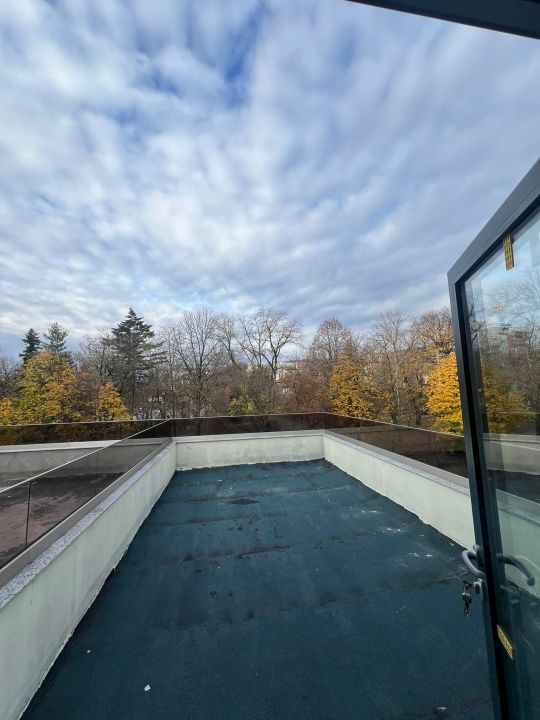 Apartament tip penthouse 2 camere, ultracentral,terasa 25mp-Ramnicu Valcea – fotografia 8 din 9