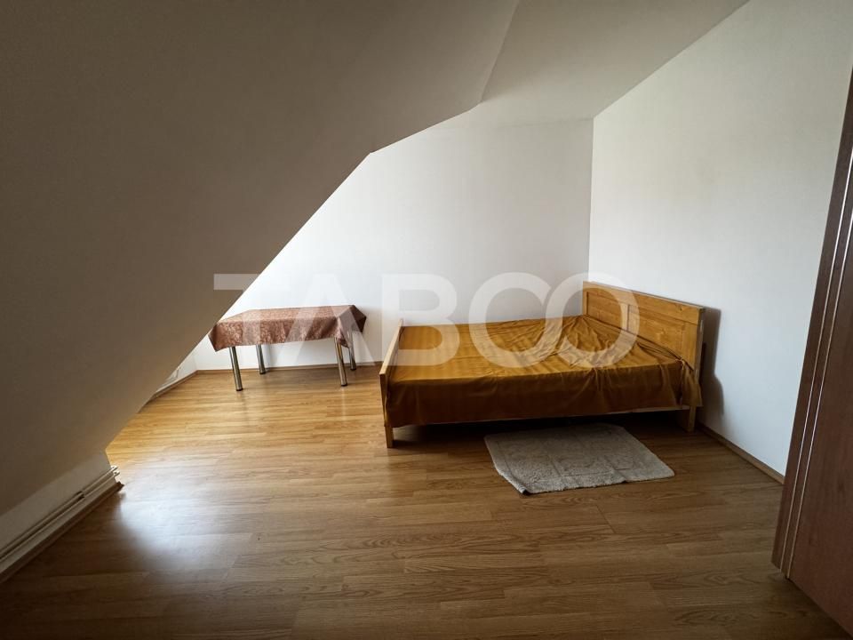 COMISION 0 - Apartament decomandat 4 camere 90 mpu Vasile Aaron Sibiu – fotografia 13 din 15