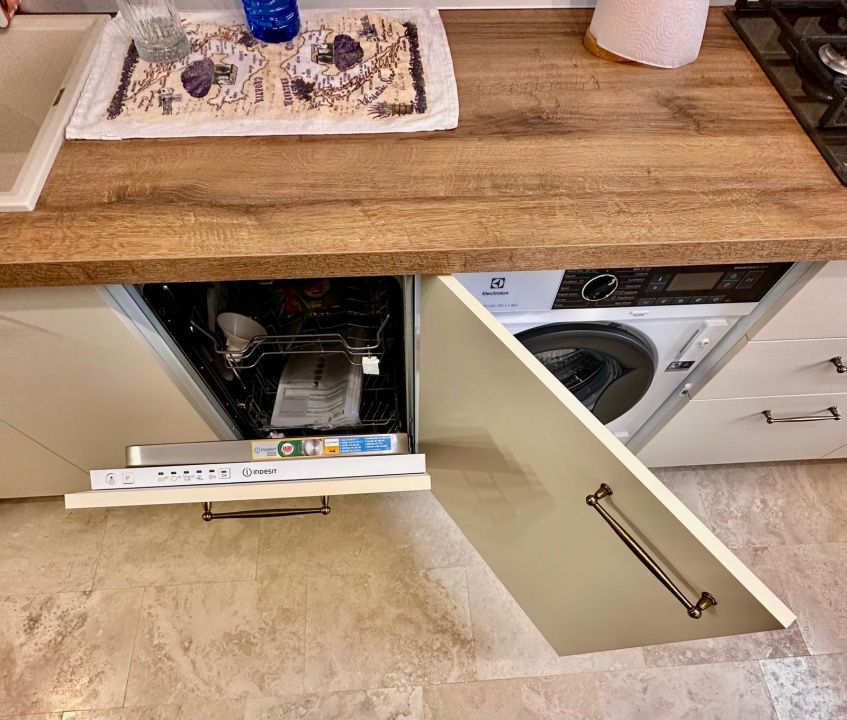 Apartament 2 camere de vanzare in zona City Park Mall – Tomis III | Renovat 2025 – fotografia 13 din 20