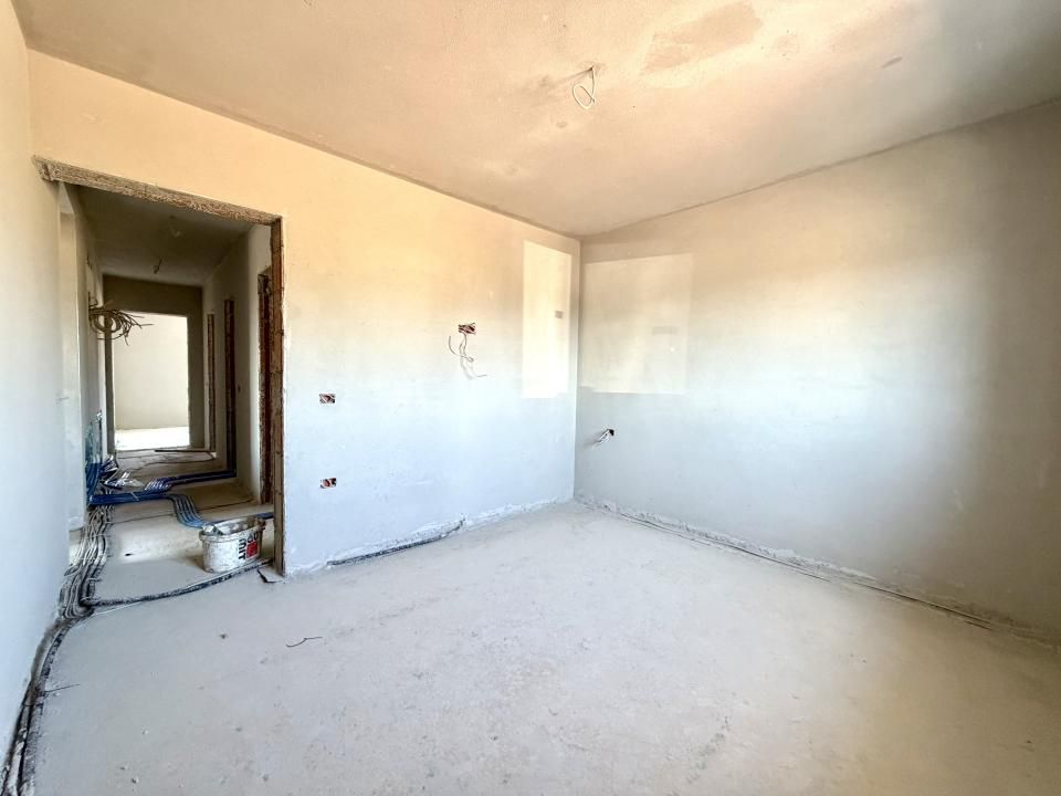 Casa individuala cu 4 camere, 94 mp utili, 372 mp teren - Sanandrei – fotografia 3 din 9