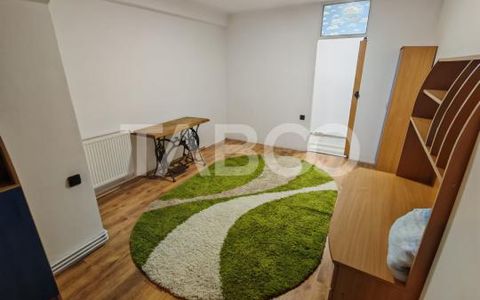 Apartament cu 2 camere de vanzare decomandat la cheie cartierul Gruia
