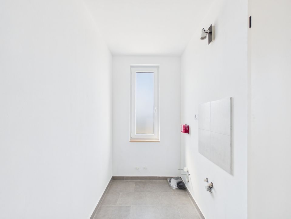Apartament 3 camere, 2 bai, Sanpetru Central – fotografia 9 din 18