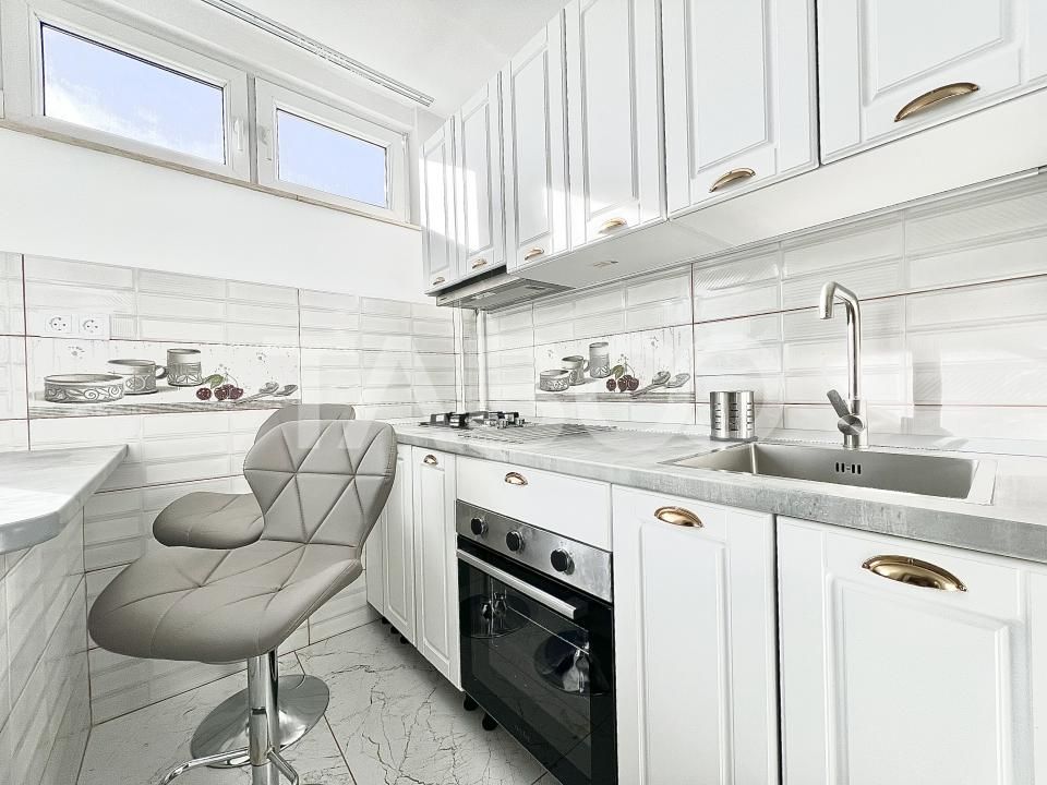 Garsoniera de vanzare in Manastur BIG renovata modern balcon si lift – fotografia 3 din 8