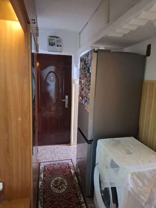 Apartament 2 camere de vânzare în zona Km 4-5 – mobilat, etaj intermediar – fotografia 11 din 12