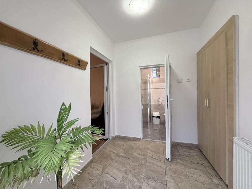 Garsoniera la casa - parter - 40 mp - Zona Stefan Cel Mare-Vasile Aron – fotografia 4 din 16