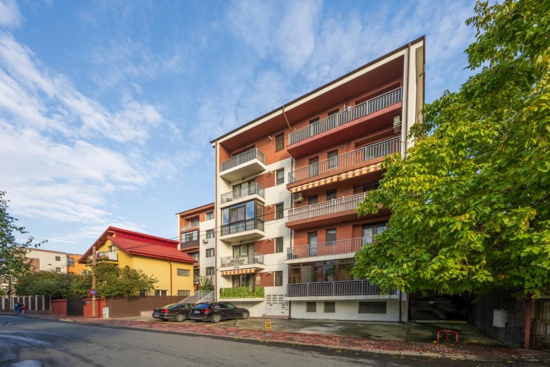 Apartament 2 camere Titan, 1 Decembrie, decomandat, bloc cu lift si pod – fotografia 13 din 14