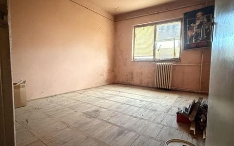 Apartament 3 camere, decomandat, 69 mp utili, etaj 4 -Soarelui
