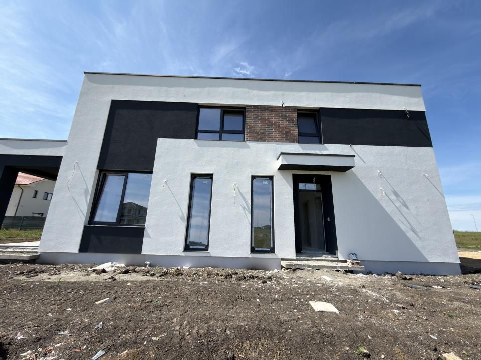 Duplex, 5 camere, 125mp utili, 277mp teren - Torontalului, Metro 2 – fotografia 1 din 20