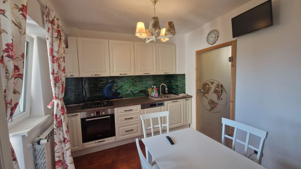 Apartament 3 camere, decomandat, 100mp, Calea Severinului zona Hotel Grim – fotografia 7 din 14