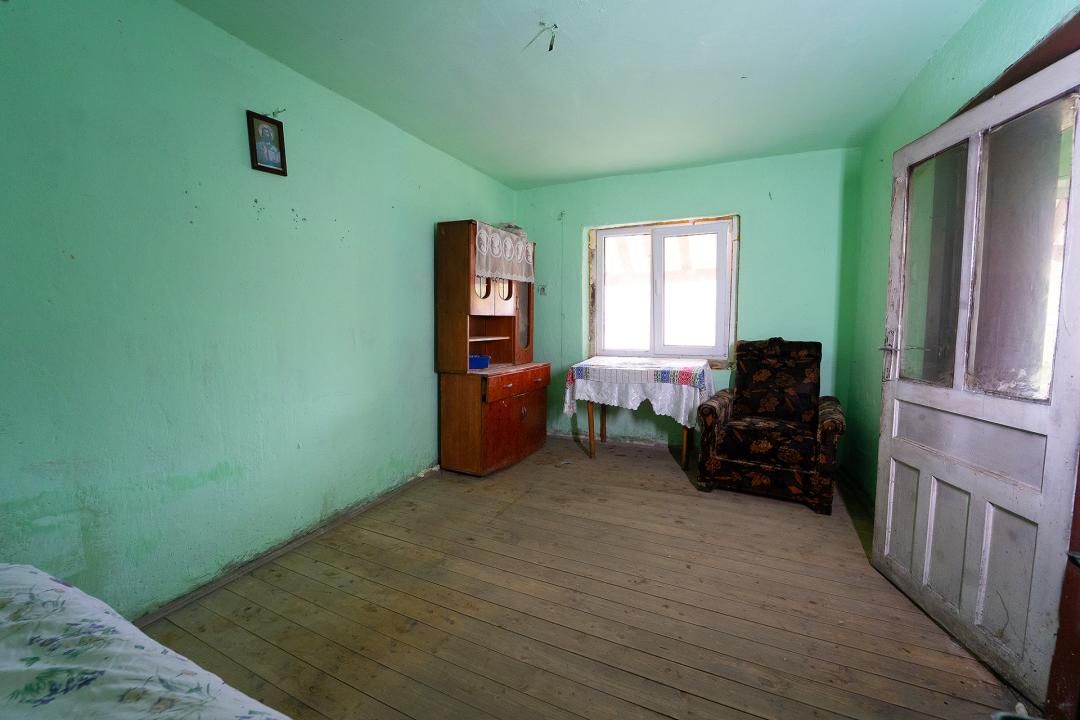 Casă în Tălmăcel – fotografia 10 din 16