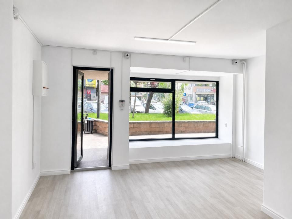 SPATIU Comercial Stradal 62 mp, chiriaș activ, venit garantat contractual – fotografia 3 din 7