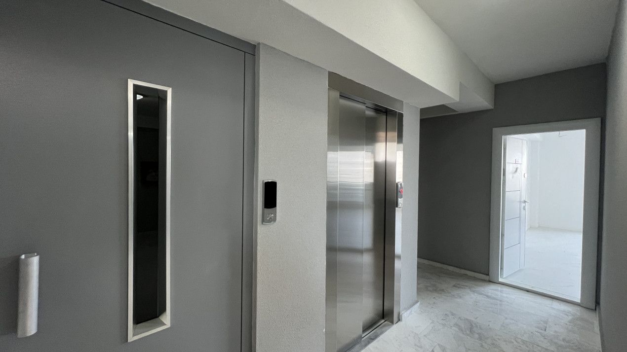 Apartament cu 2 camere luminos si cu vedere la MARE, zona LIDL – fotografia 5 din 12