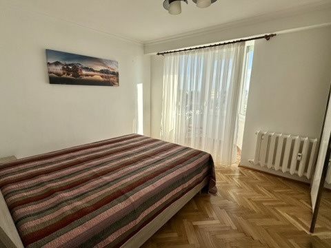 Apart. 4 camere, mobilat și utilat, central, Bloc Stea cu vedere spre Primărie – fotografia 23 din 32