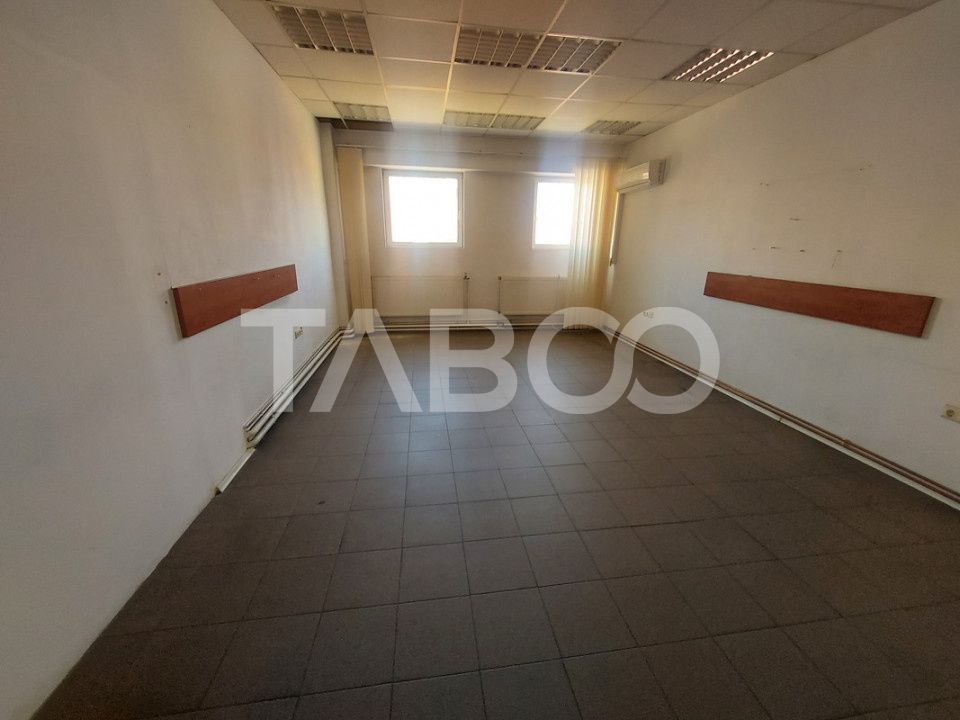 Spatiu comercial de inchiriat 1300 mpu 6 incaperi Sibiu zona centrala – fotografia 8 din 12