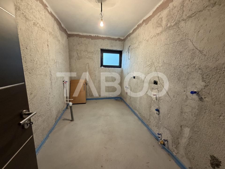 Casa individuala 5 camere 3 bai garaj 497 m teren liber Sat Sercaia – fotografia 16 din 18