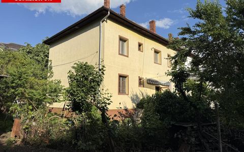 Apartament 3 camere, 72mp, etaj 1, 400m teren, garaj propriu- Complex Studentesc
