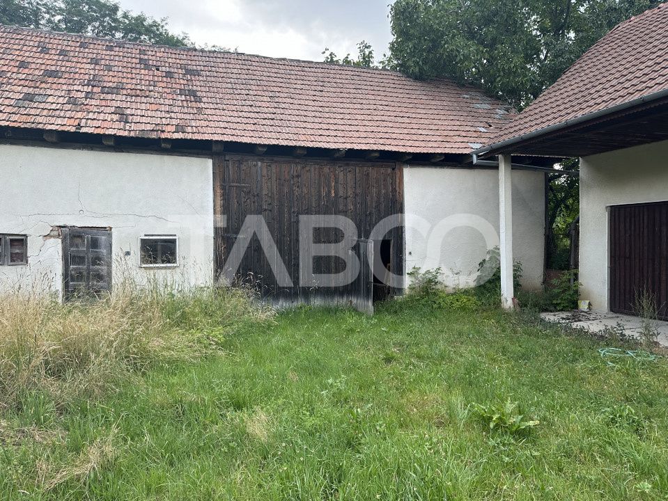 Casa 3 camere 5335 teren liber garaj si anexe  in Sinca Veche – fotografia 3 din 16