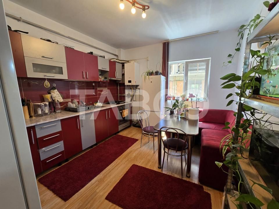 Apartament decomandat de vanzare 2 camere 64 mpu balcon Selimbar Sibiu – fotografia 1 din 11