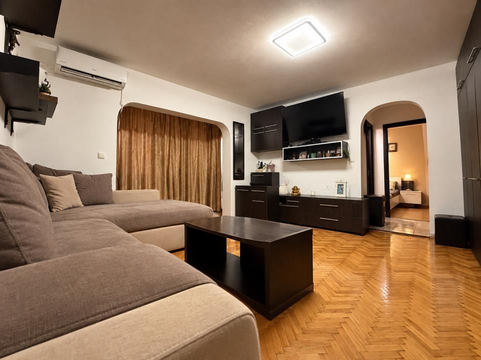 Apartament cu 2 camere, 53mp utili, parter, mobilat-Soarelui – fotografia 2 din 6