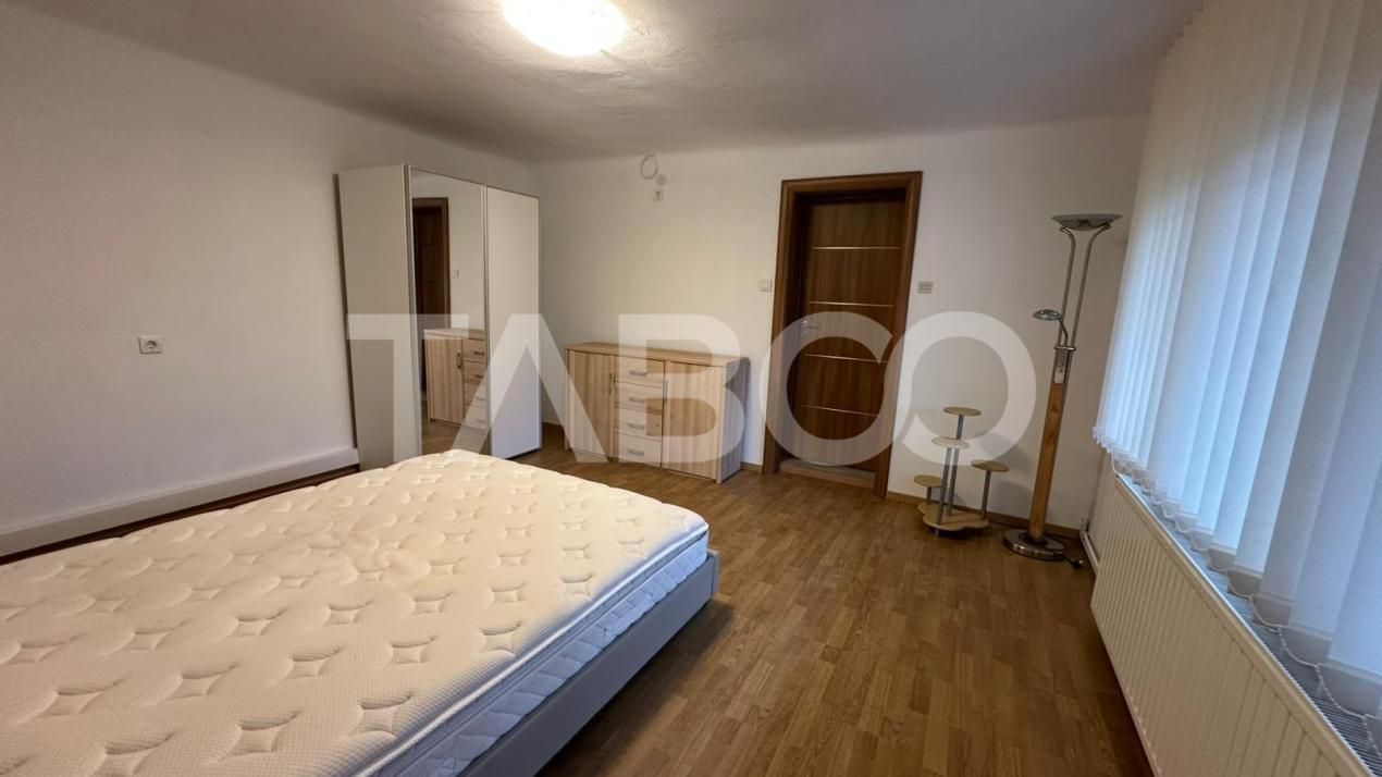 Casa cu acces auto cu 2 apartamente separate garaj  Piata Cluj Sibiu – fotografia 16 din 19