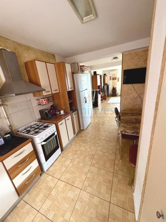 Casa de inchiriat cu garaj in Santandrei, Bihor – fotografia 10 din 13
