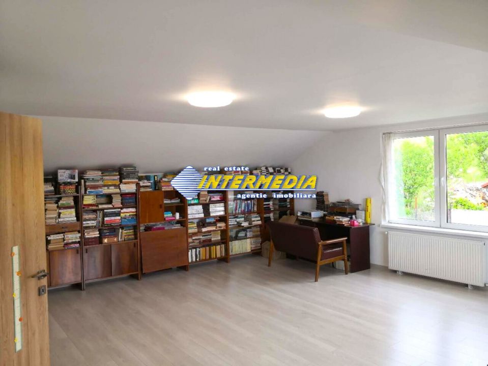 Casa Ciugud 4 camere COMISION ZERO cumparare cu garaj teren 453 mp. finisata – fotografia 9 din 13