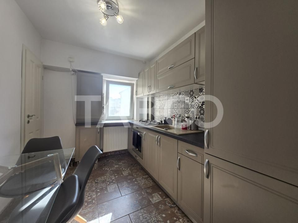 Apartament 2 camere de inchiriat decomandat 55mp zona Sub Arini Sibiu – fotografia 4 din 16