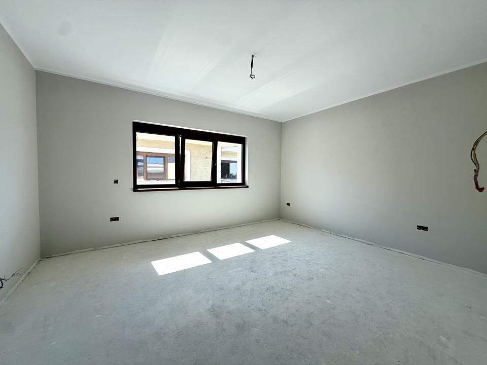 Duplex spatios, 5 camere, 162 mp utili, 538 mp teren - Dumbravita – fotografia 8 din 14