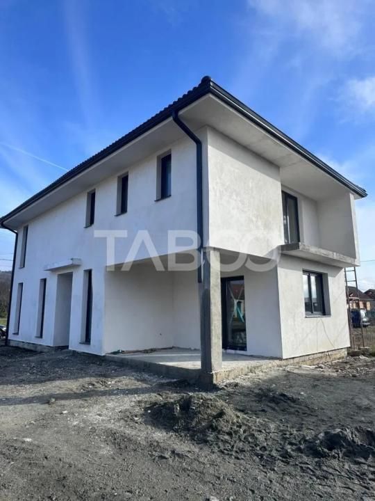 Casa individuala 4 camere  de vanzare 300 mp teren Exterior Sibiu – fotografia 2 din 18