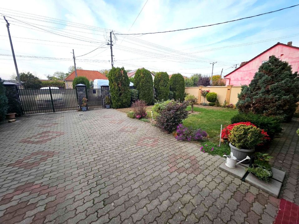 Casa individuala 4 camere P+M, teren 468 mp, constructie 2015- Lipova- Arad – fotografia 17 din 25