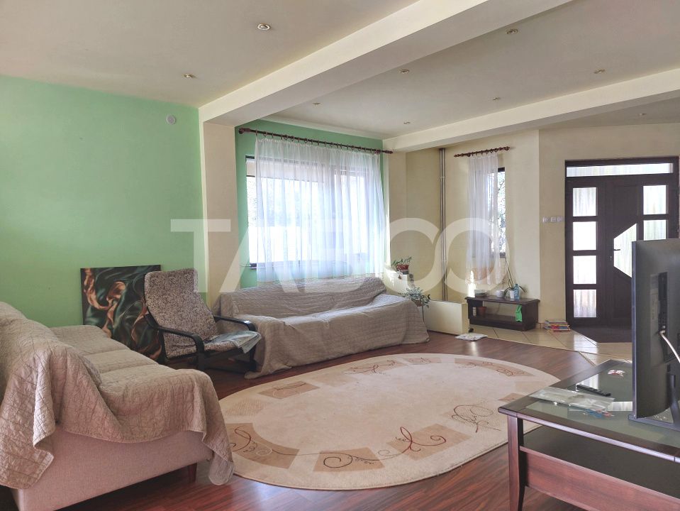 Casa 200 mpu 4 camere curte si gradina zona linistita Talmaciu – fotografia 14 din 27