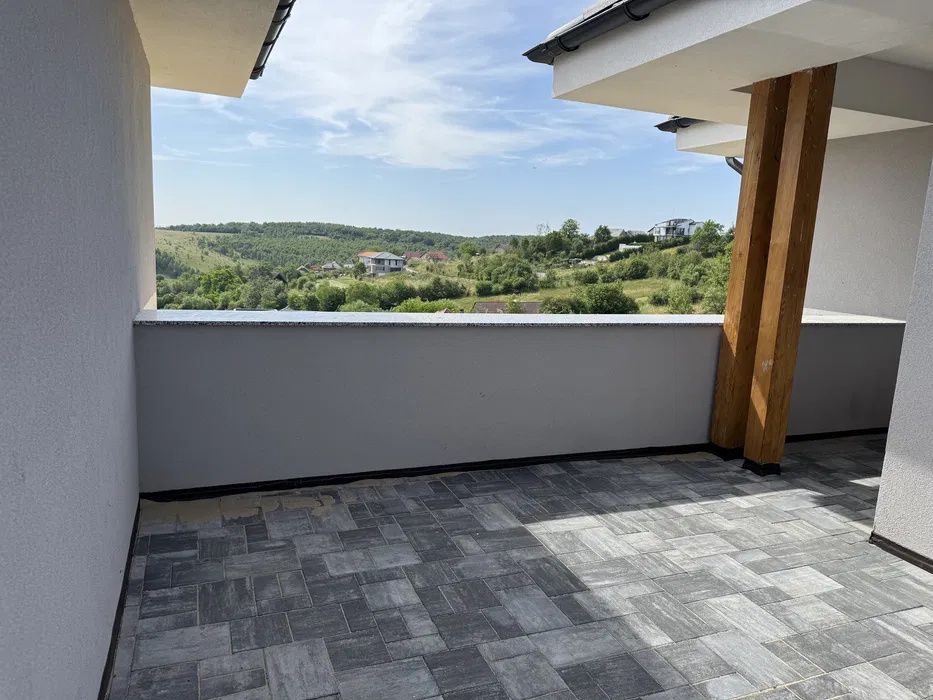Casă cuplată prin garaj, 145 mp utili, terasă 27 mp | Feleacu – fotografia 5 din 8